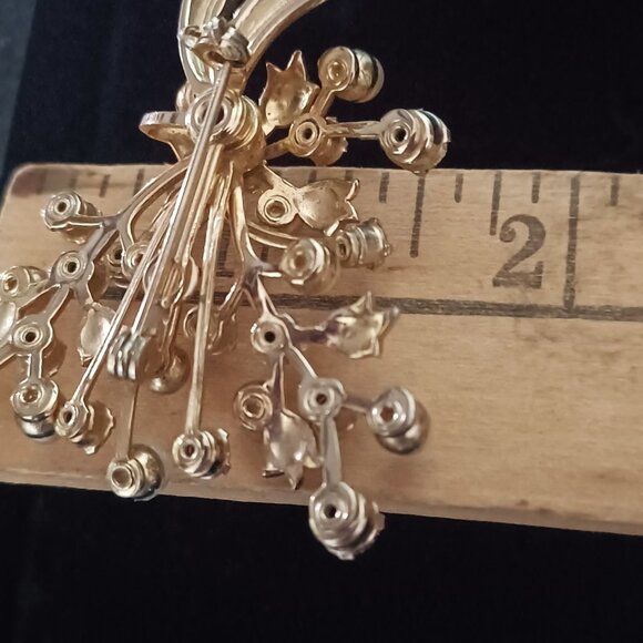 Vintage Rhinestone & Faux Pearl Brooch with Matching Earrings - Picture 5 of 6